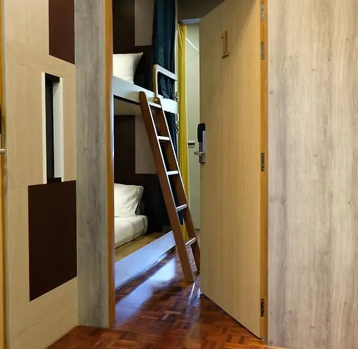 168 Auberge de jeunesse